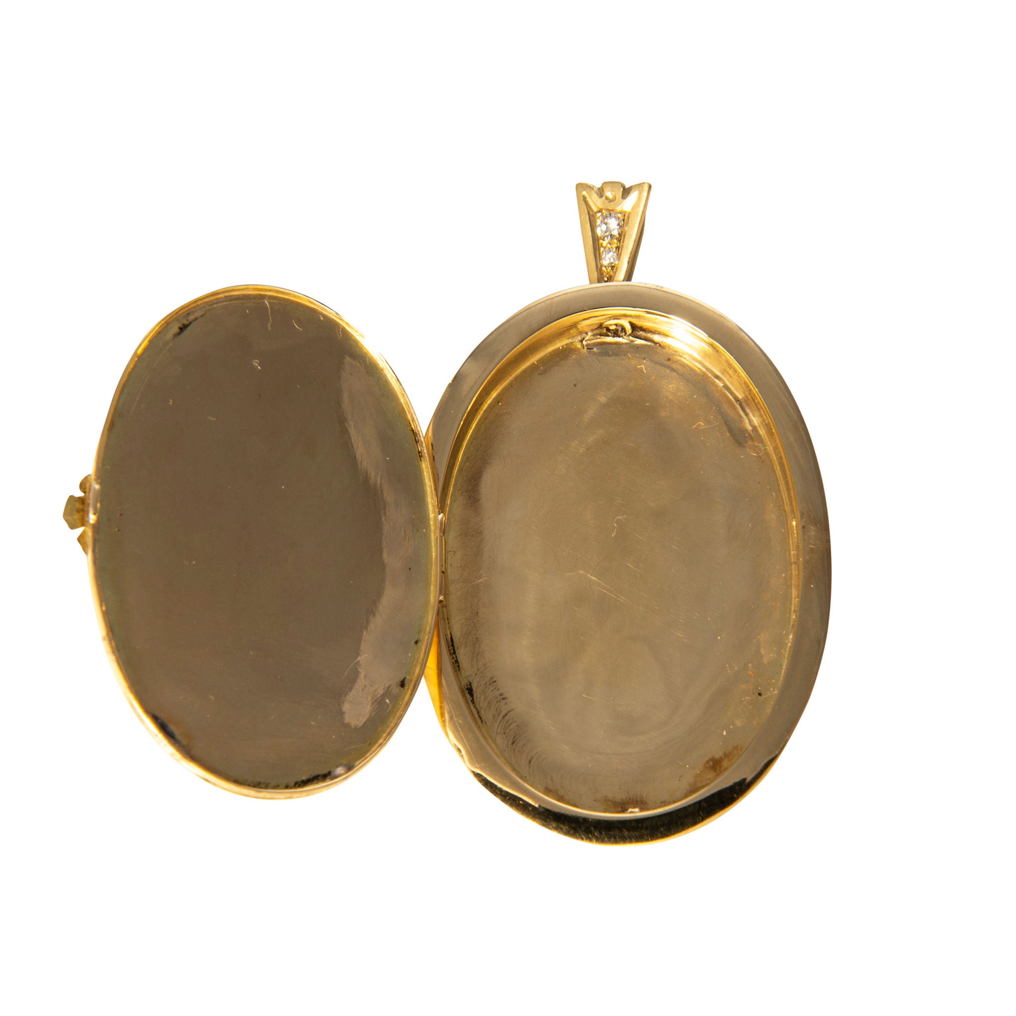 Victorian Diamond 18K Yellow Gold Oval Locket Pendant